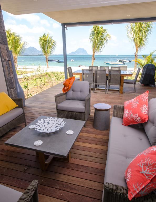 L'Escale 3 Bedrooms Sea View And Beachfront Suite By Dream Escapes Tamarin Exterior foto